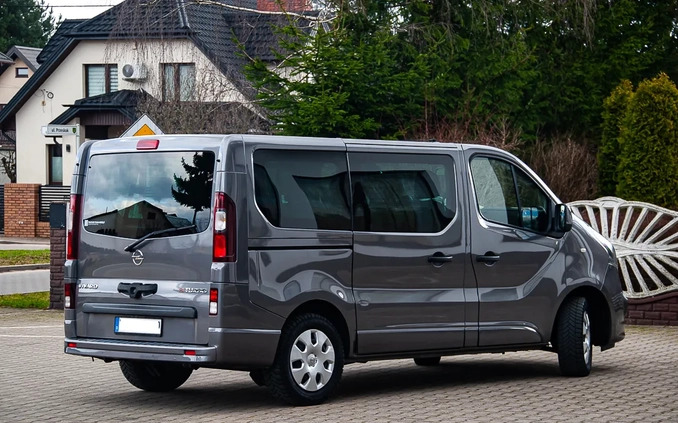 Opel Vivaro cena 66990 przebieg: 236000, rok produkcji 2018 z Korfantów małe 781